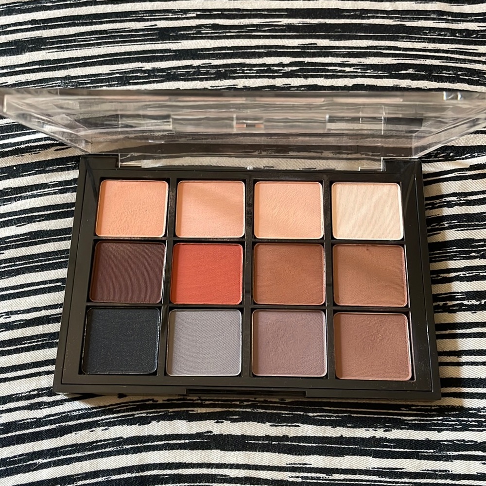 VISEART NEUTRAL MATTES PALETTE